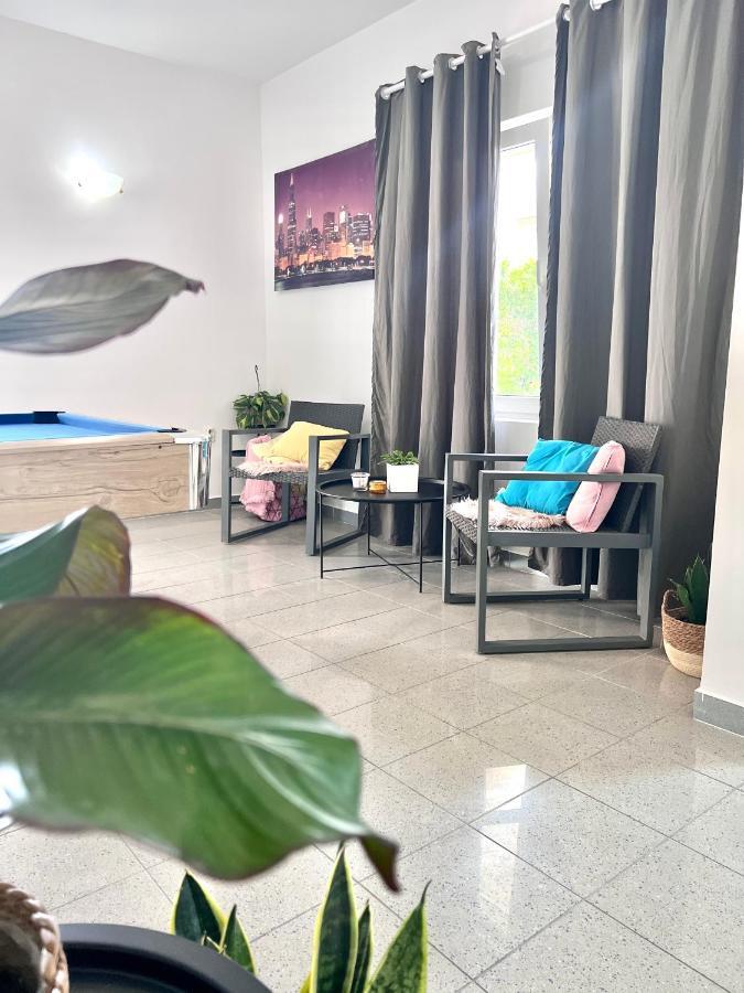 Apartments Ana & Ita ノヴァリャ エクステリア 写真