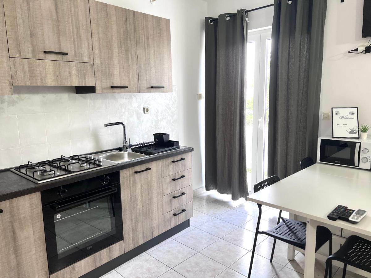 Apartments Ana & Ita ノヴァリャ エクステリア 写真
