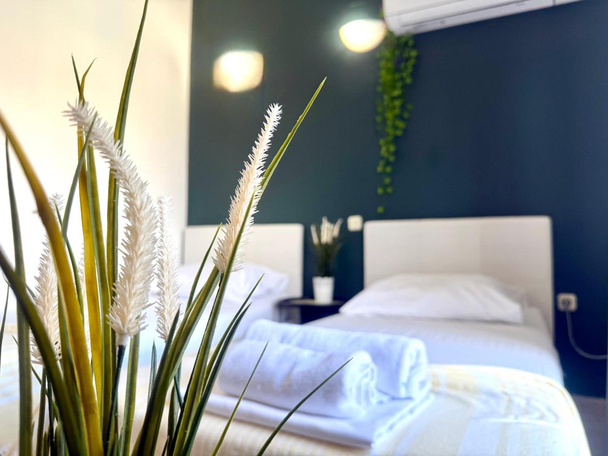 Apartments Ana & Ita ノヴァリャ エクステリア 写真