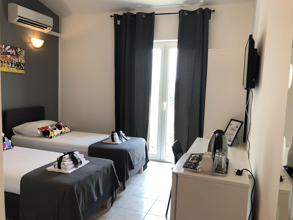 Apartments Ana & Ita ノヴァリャ エクステリア 写真